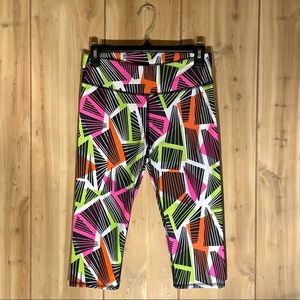 Fabletics Salar Cropped Geometric Pattern Legging
